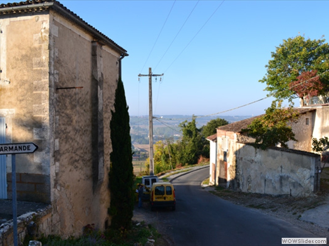 The road out of Duras and the 30 mile gradual descent to the Garonne